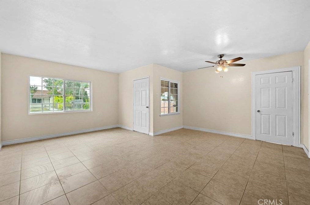 17804 Barbee St, Fontana CA  92336-2805 exterior