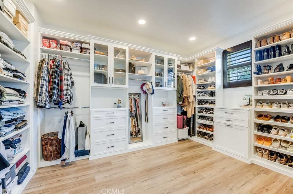 18458 Lakepointe Dr, Riverside CA  92503-0252 exterior