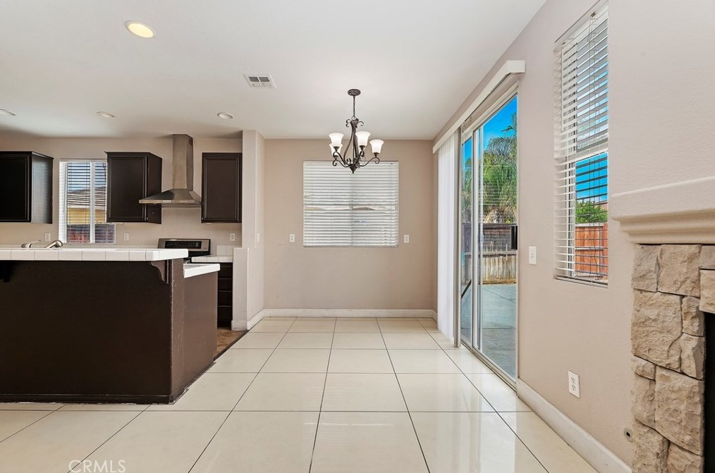 15400 Calle Castano, Moreno Valley CA  92555-2963 exterior