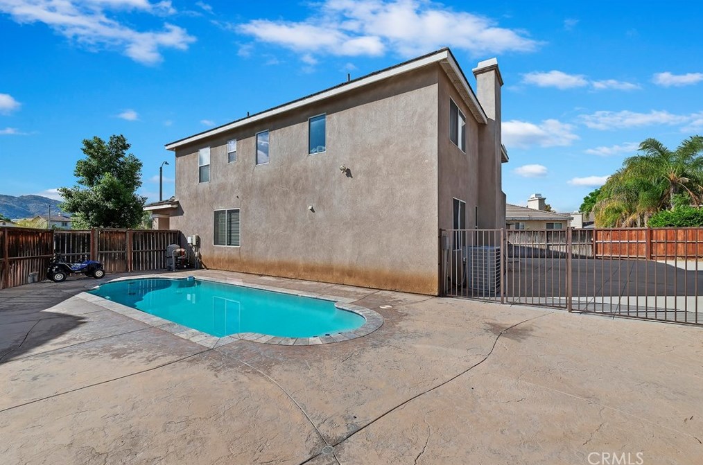 15400 Calle Castano, Moreno Valley CA  92555-2963 exterior