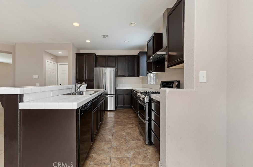 15400 Calle Castano, Moreno Valley CA  92555-2963 exterior