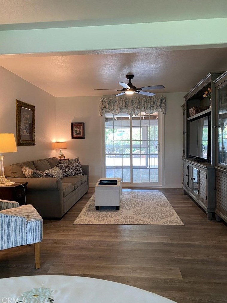 2336 Gambier Dr, Pomona CA  91766-5803 exterior