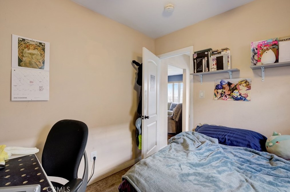 11913 Stanford Ave, Los Angeles CA  90059-2745 exterior