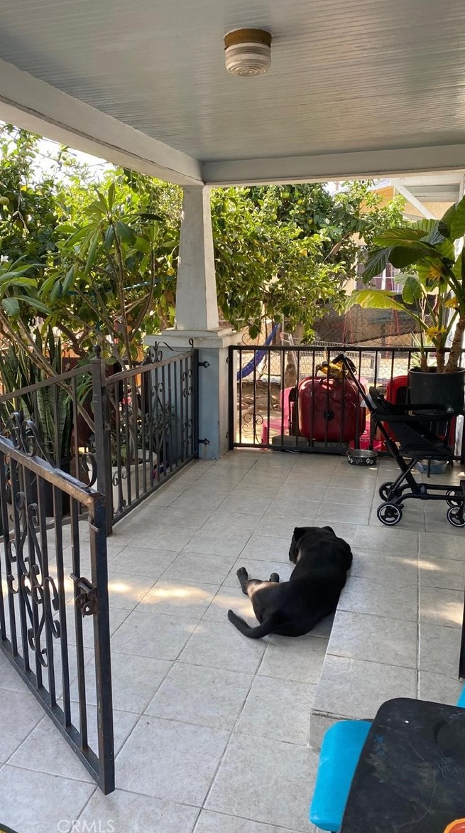 3817 Michigan Ave, Los Angeles CA  90063-1813 exterior