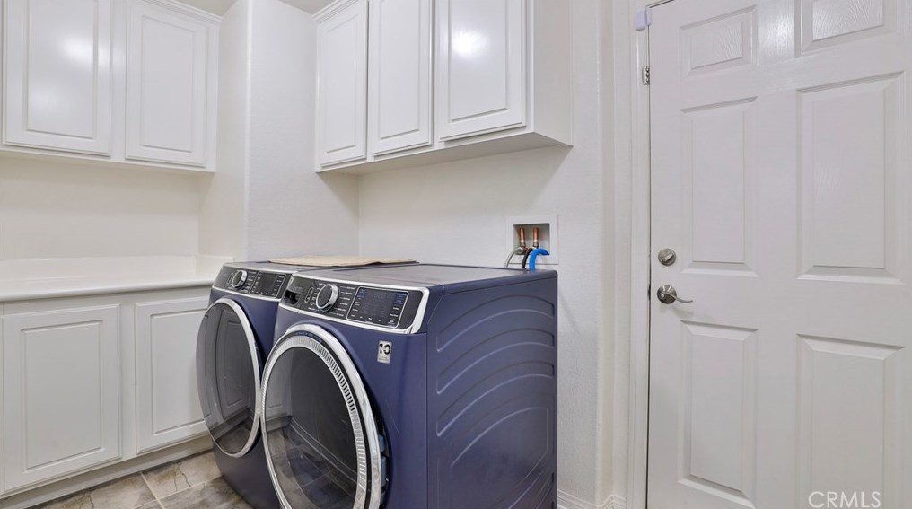 34314 Northhaven Dr, Winchester CA  92596-8497 exterior