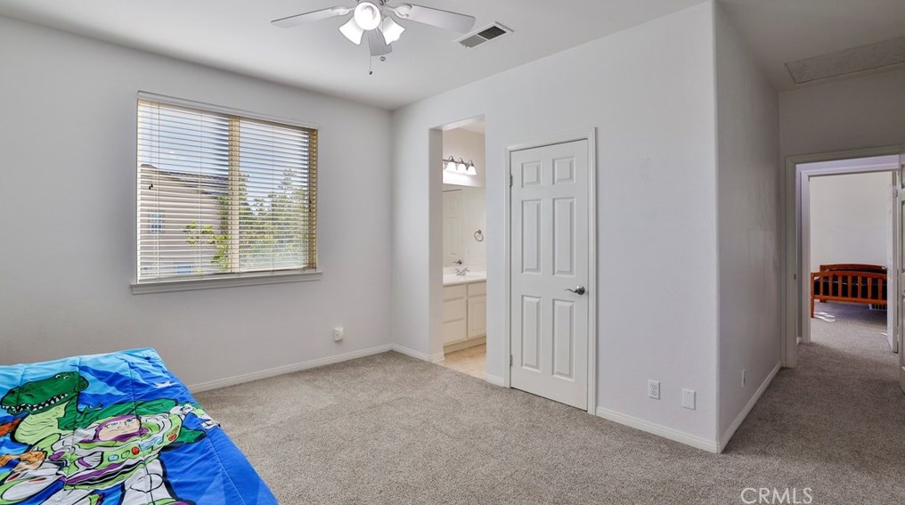 34314 Northhaven Dr, Winchester CA  92596-8497 exterior