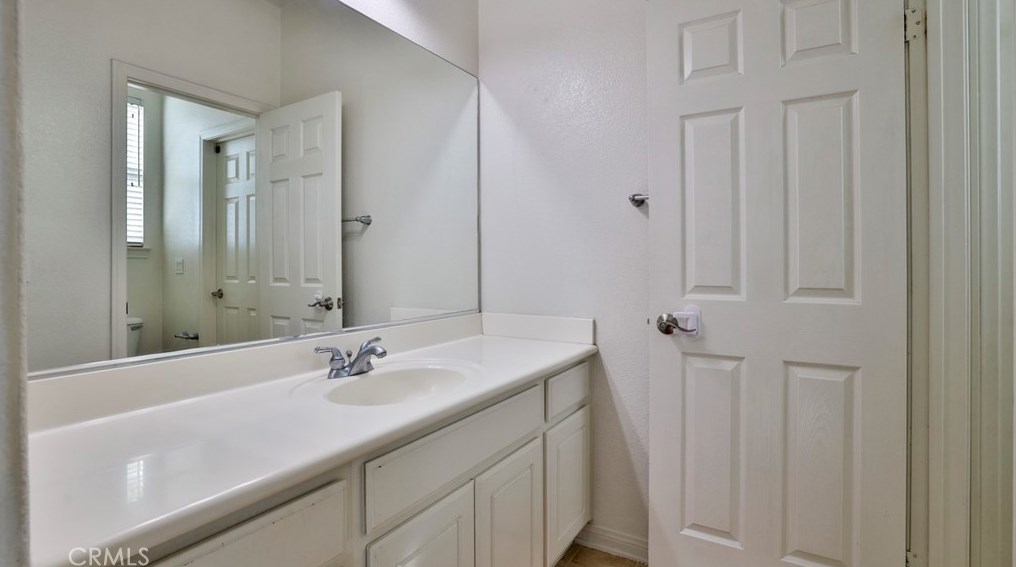 34314 Northhaven Dr, Winchester CA  92596-8497 exterior