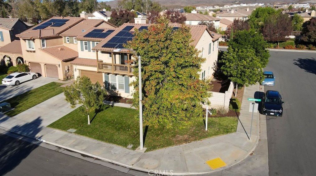 34314 Northhaven Dr, Winchester CA  92596-8497 exterior