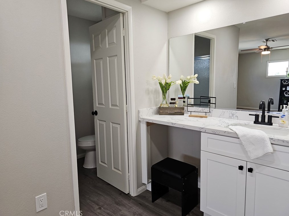 360 Santa Clara Cir, Hemet CA  92543-6957 exterior