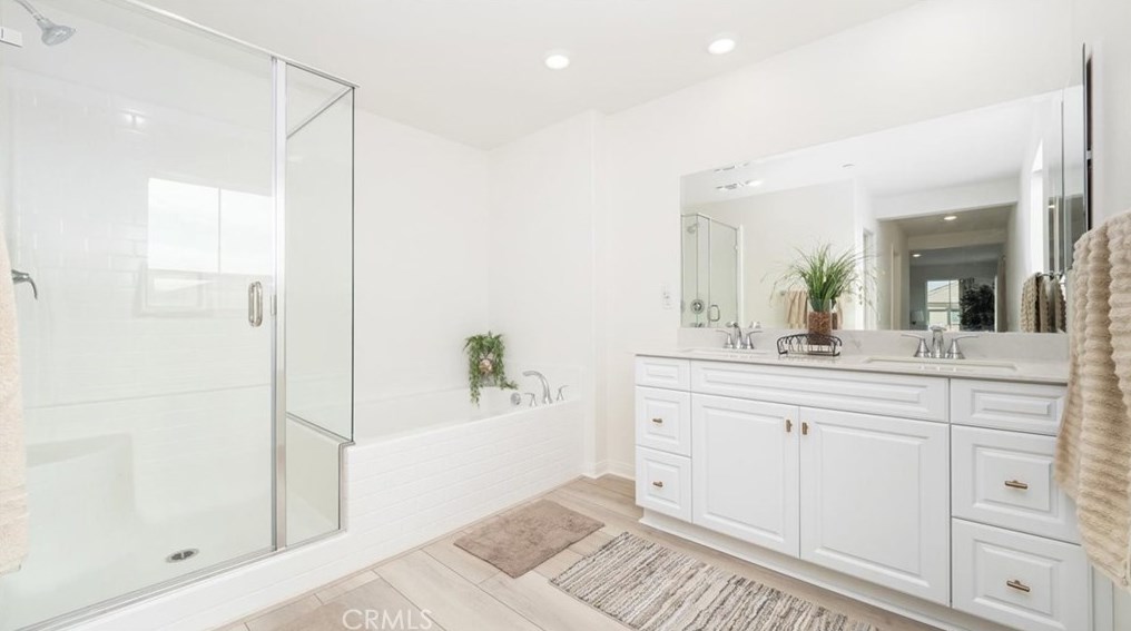 41011 Burnet St, Lake Elsinore CA 92532-0015 exterior