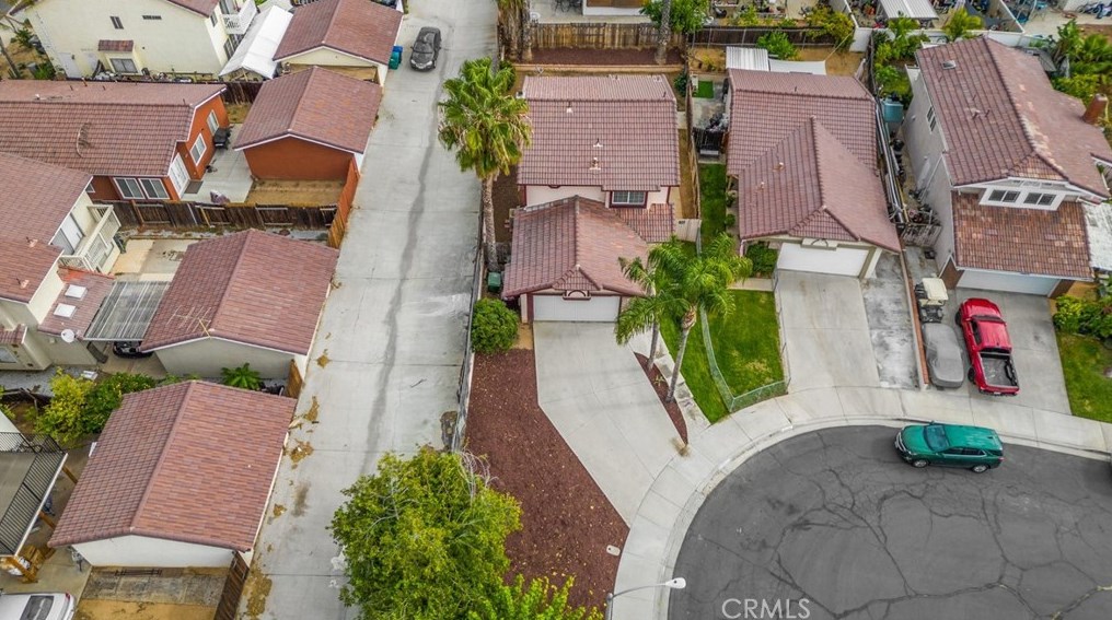 11054 Avis Ct, Moreno Valley CA  92557-4957 exterior