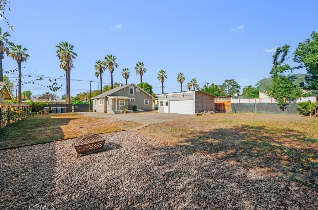 6188 Palm Ave, Riverside CA  92506-2022 exterior