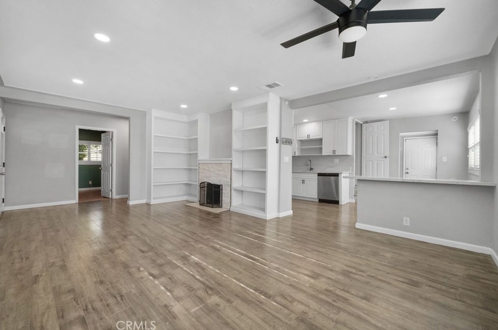 6188 Palm Ave, Riverside CA  92506-2022 exterior