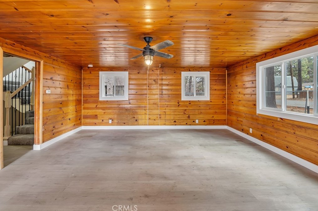 345 Country Clb Blvd, Big Bear City CA  92314-9048 exterior