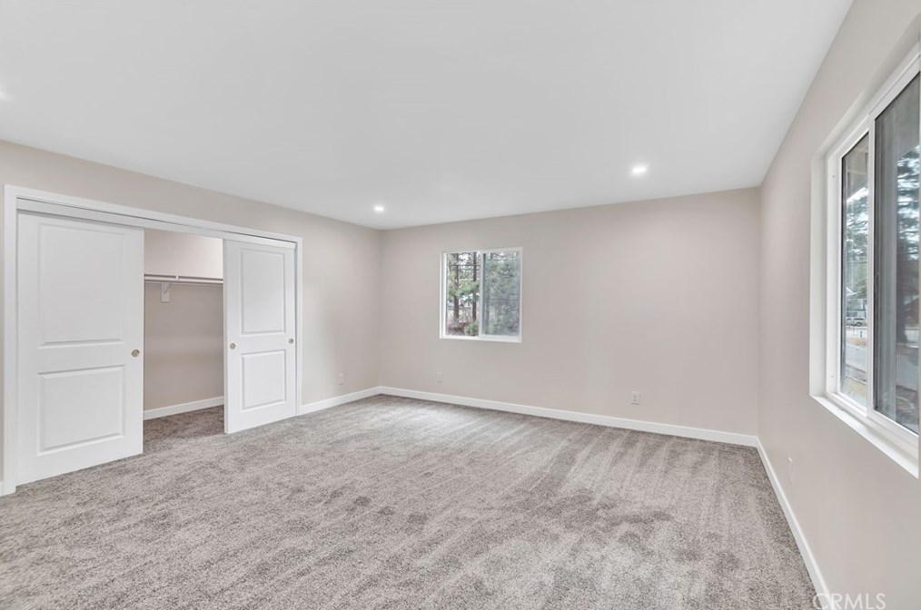 345 Country Clb Blvd, Big Bear City CA  92314-9048 exterior