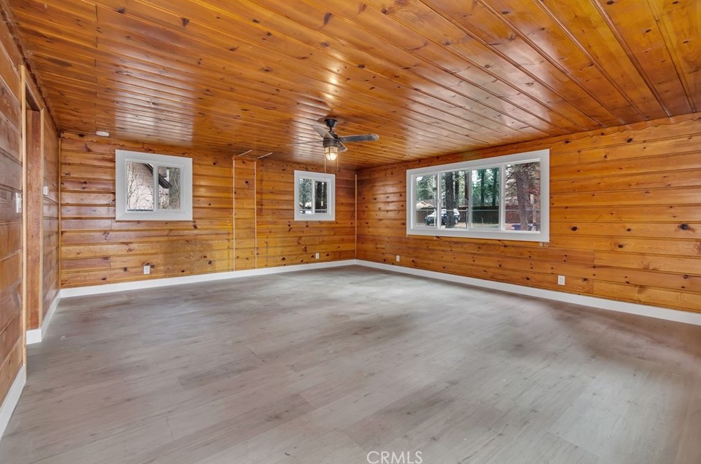 345 Country Clb Blvd, Big Bear City CA  92314-9048 exterior