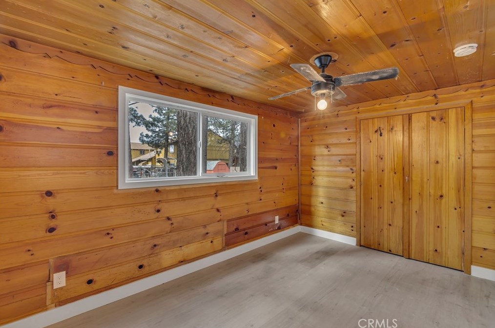 345 Country Clb Blvd, Big Bear City CA  92314-9048 exterior