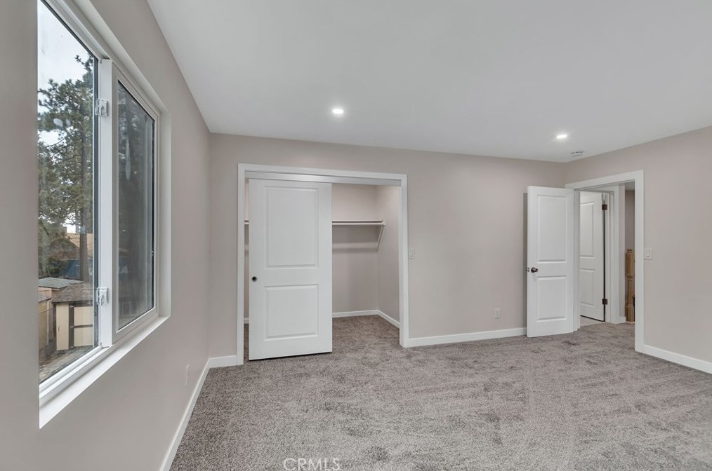 345 Country Clb Blvd, Big Bear City CA  92314-9048 exterior