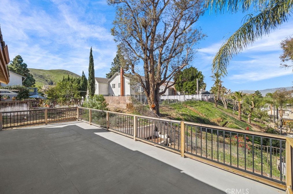 11233 Cadbury Dr, Riverside CA  92505-2268 exterior