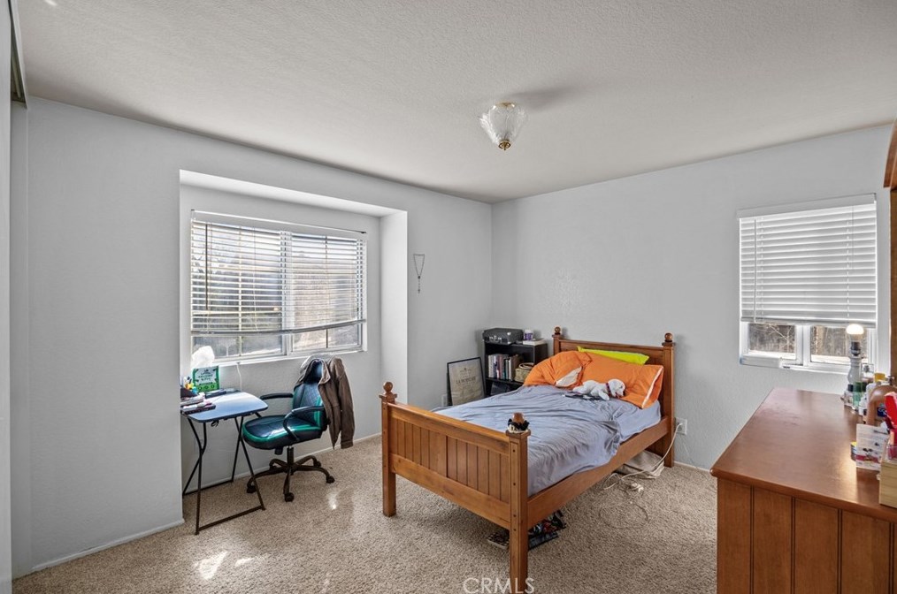 11233 Cadbury Dr, Riverside CA  92505-2268 exterior