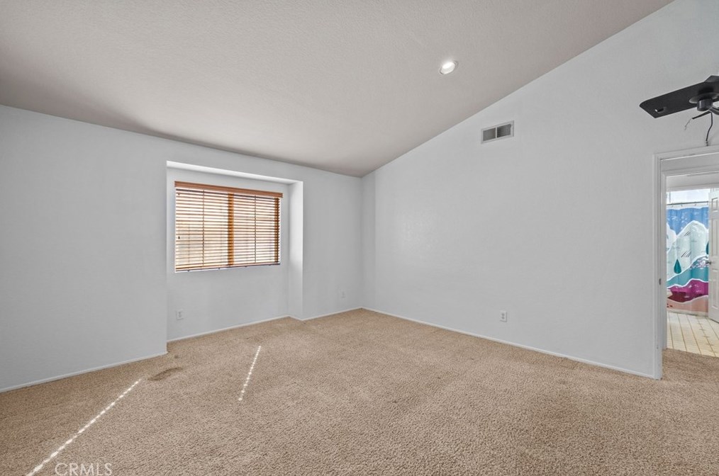 11233 Cadbury Dr, Riverside CA  92505-2268 exterior