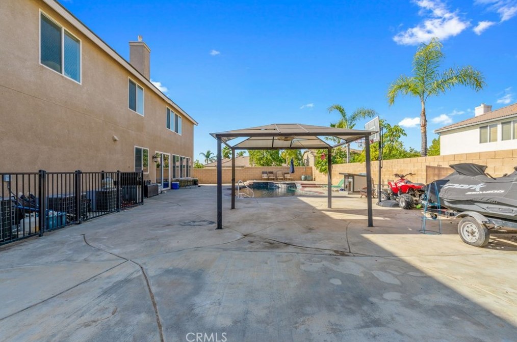 19644 Shadowbrook Way, Riverside CA  92508-6809 exterior