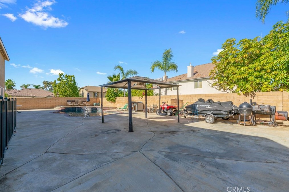 19644 Shadowbrook Way, Riverside CA  92508-6809 exterior