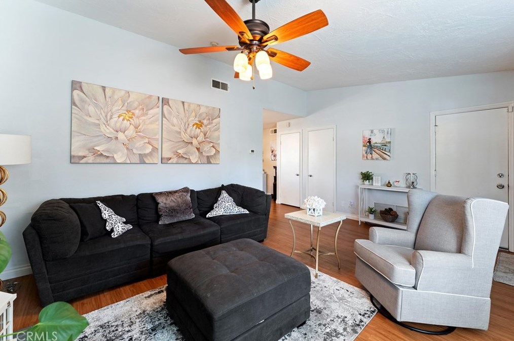 4278 Mill Creek St, Riverside CA  92509-6664 exterior