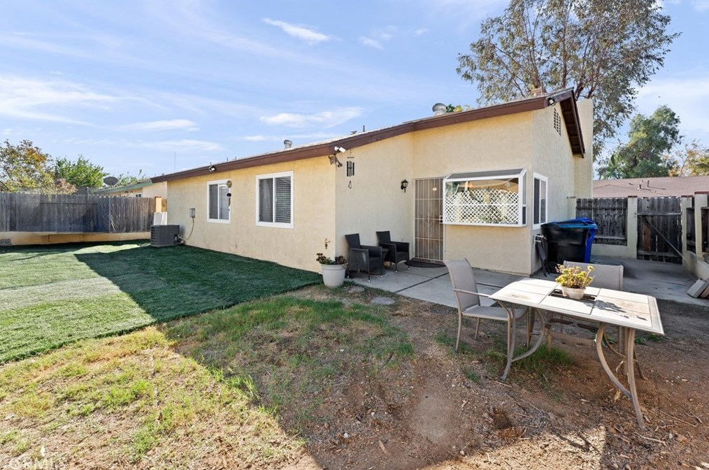 4278 Mill Creek St, Riverside CA  92509-6664 exterior