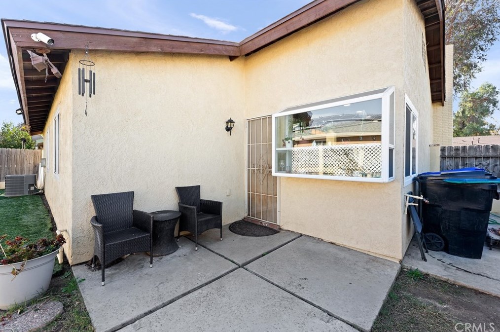 4278 Mill Creek St, Riverside CA  92509-6664 exterior