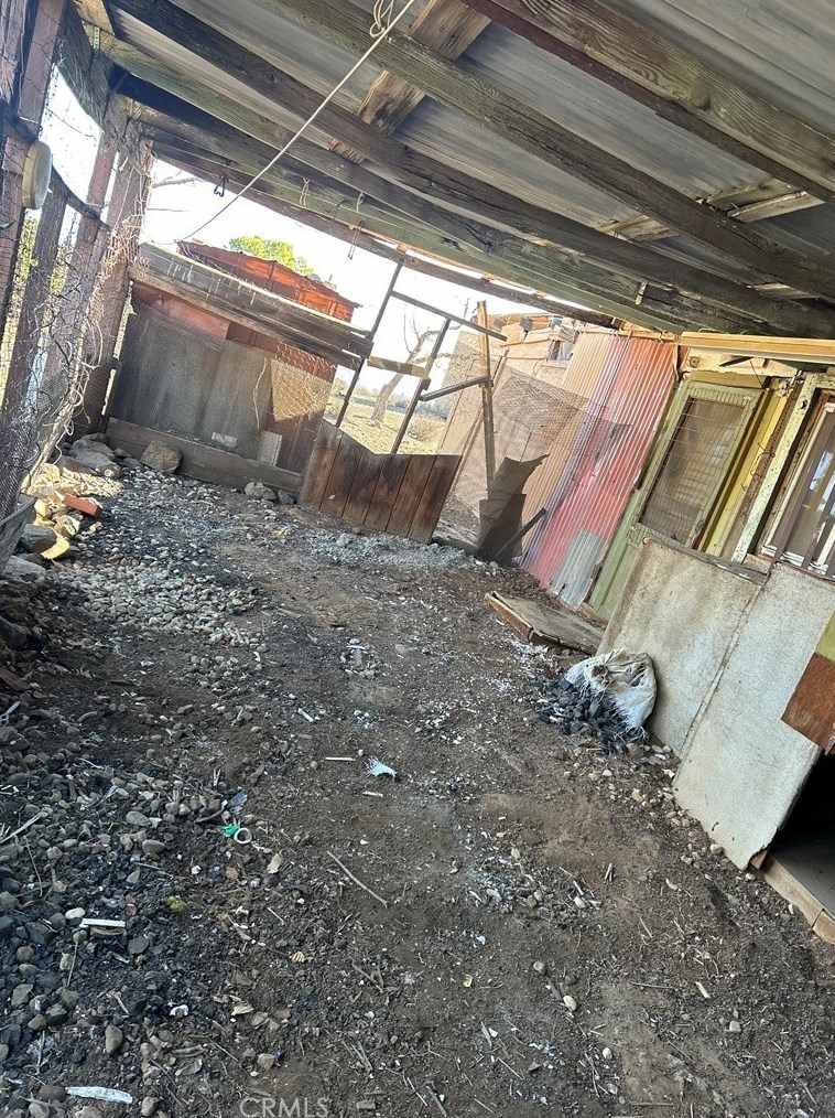 6211 Hubbard Rd, Acton CA  93510-1624 exterior