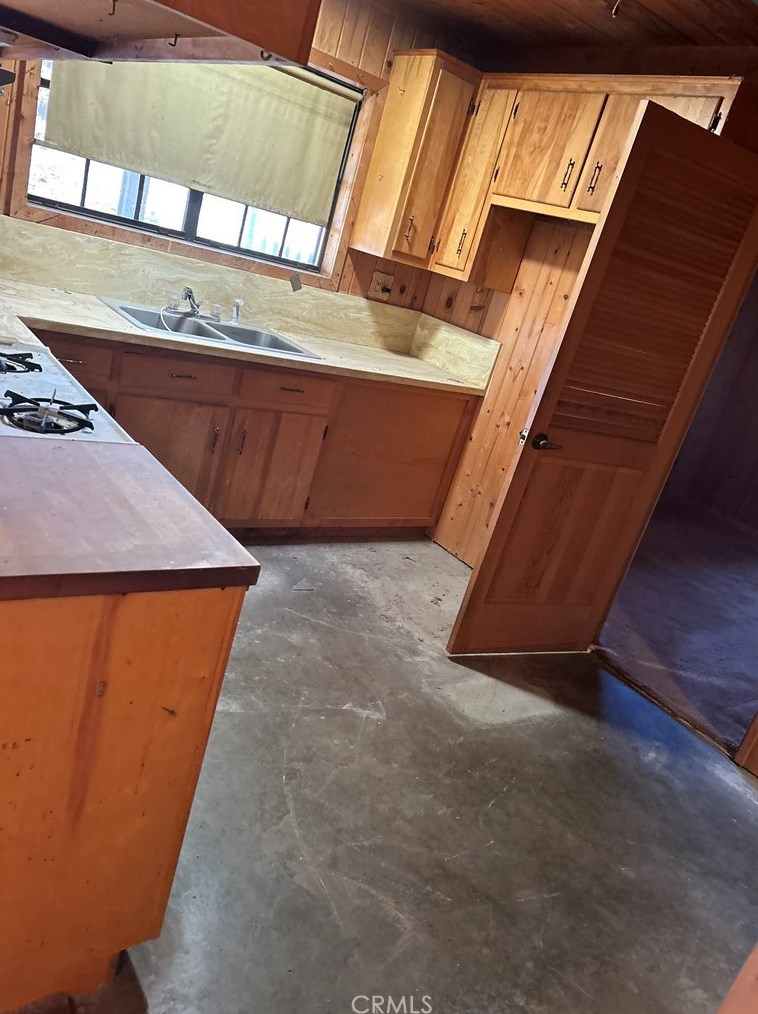 6211 Hubbard Rd, Acton CA  93510-1624 exterior