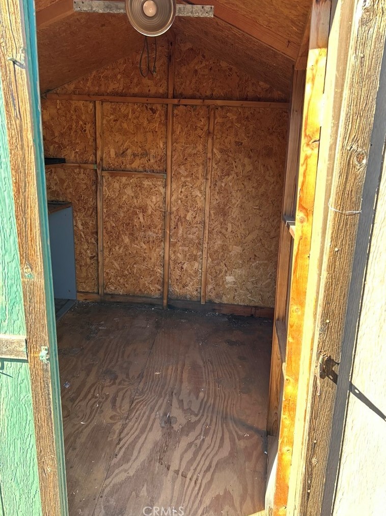 6211 Hubbard Rd, Acton CA  93510-1624 exterior