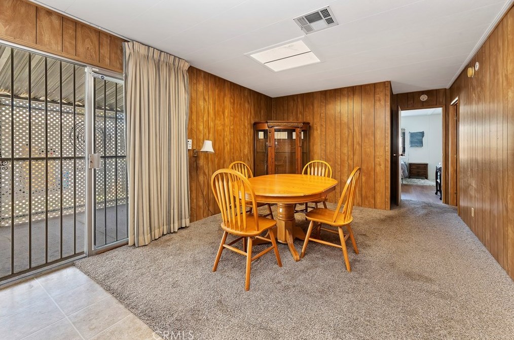 1630 Sonora Dr, Hemet CA  92543-2633 exterior