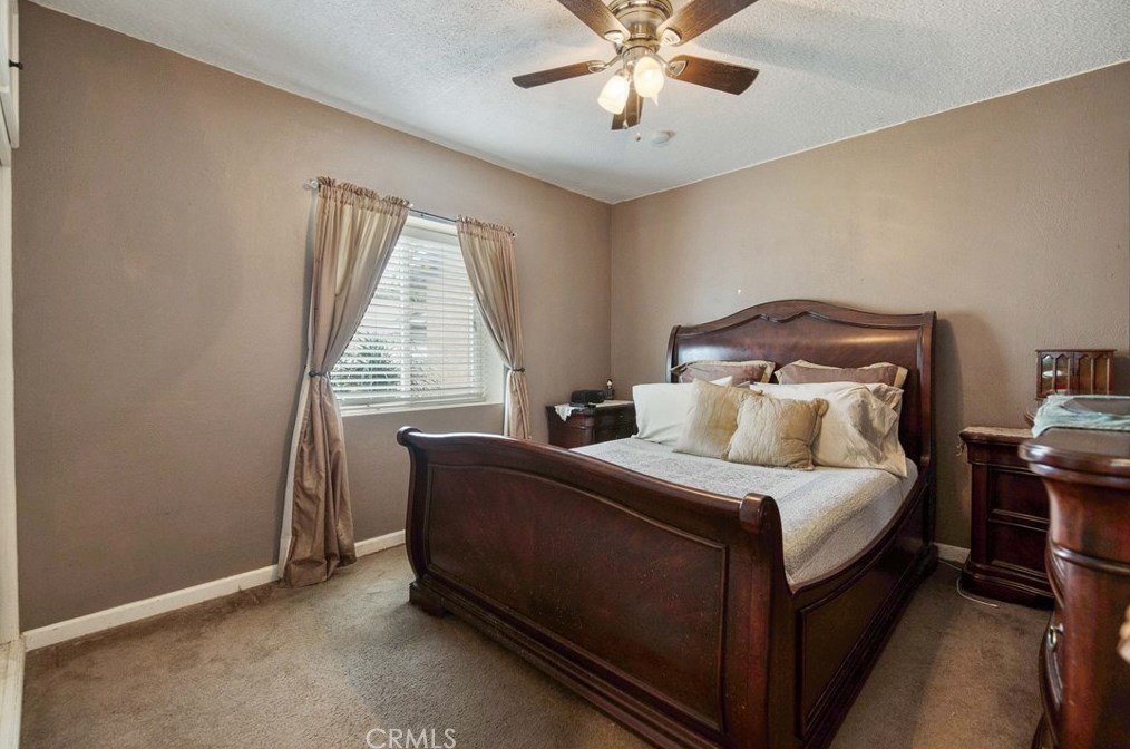 3892 Roblyn St, Riverside CA  92504-2946 exterior