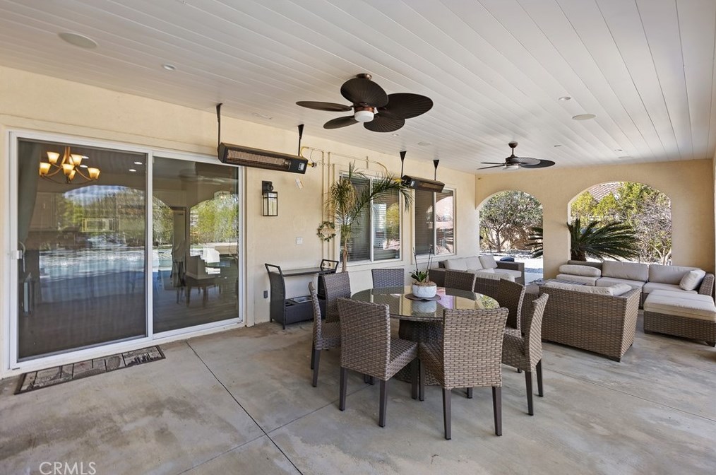1987 Sycamore Hill Dr, Riverside CA  92506-4669 exterior
