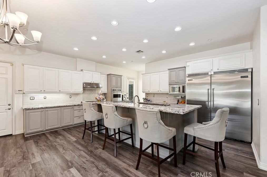 1987 Sycamore Hill Dr, Riverside CA  92506-4669 exterior