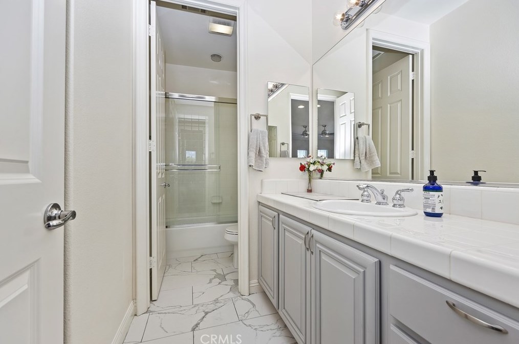 1987 Sycamore Hill Dr, Riverside CA  92506-4669 exterior