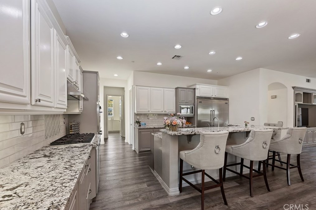 1987 Sycamore Hill Dr, Riverside CA  92506-4669 exterior
