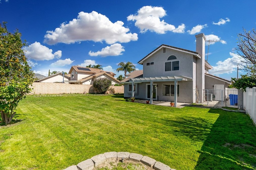 4337 Greystone Cir, Riverside CA  92509-0608 exterior