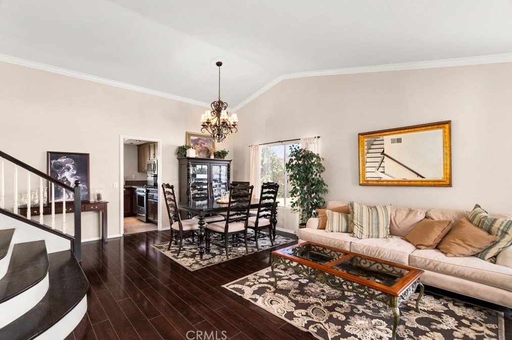 4337 Greystone Cir, Riverside CA  92509-0608 exterior