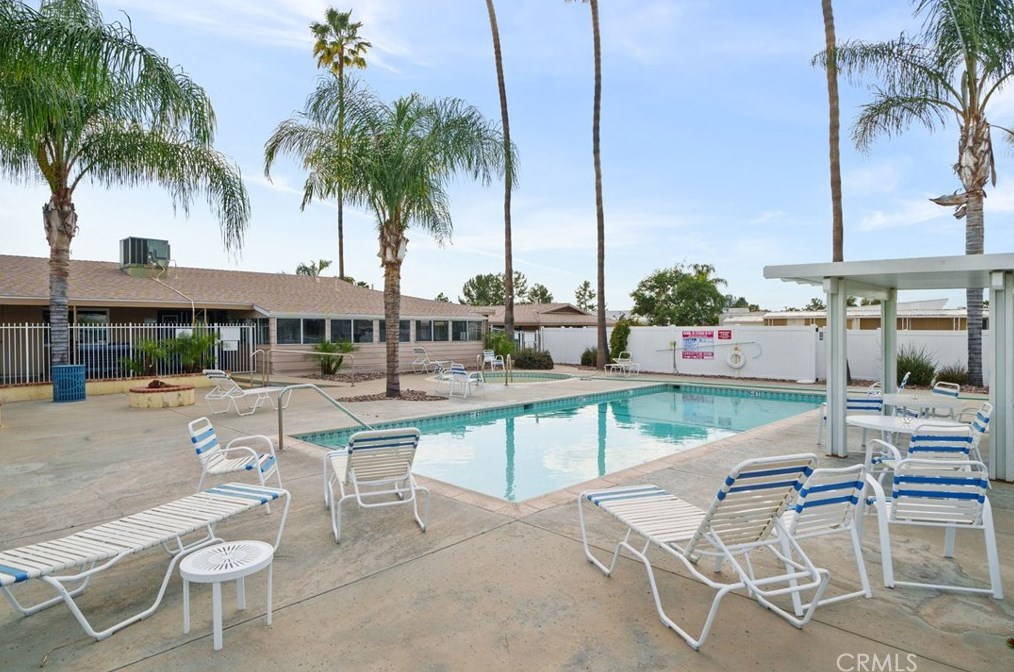 1600 San Jacinto Ave, San Jacinto CA  92583-5101 exterior