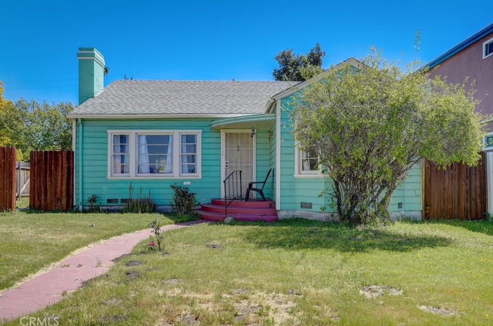 3095 E St, San Bernardino CA  92405-2649 exterior