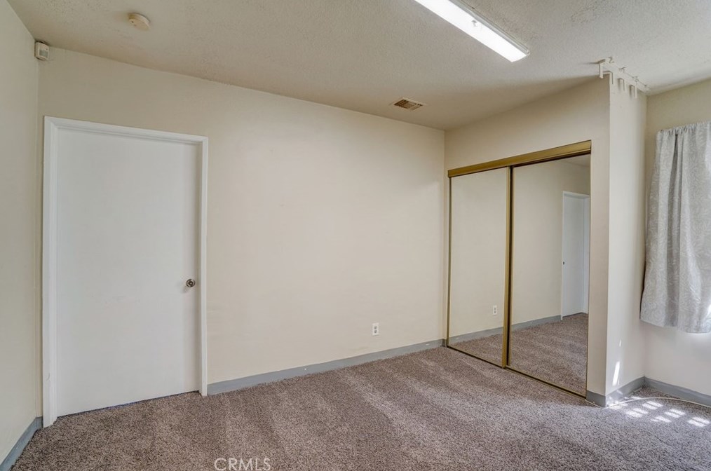 3095 E St, San Bernardino CA  92405-2649 exterior
