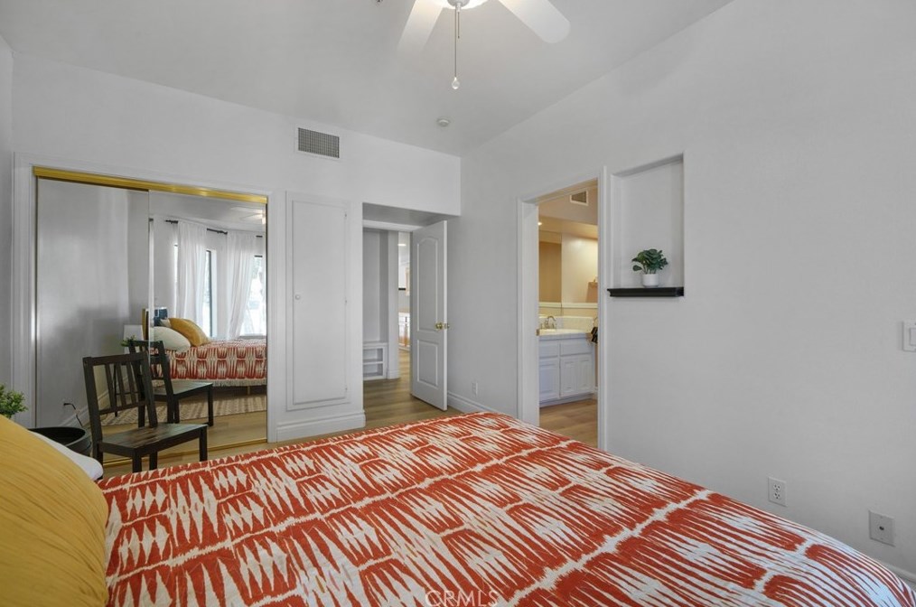 102 Edgemont Dr, Redlands CA  92373-7210 exterior