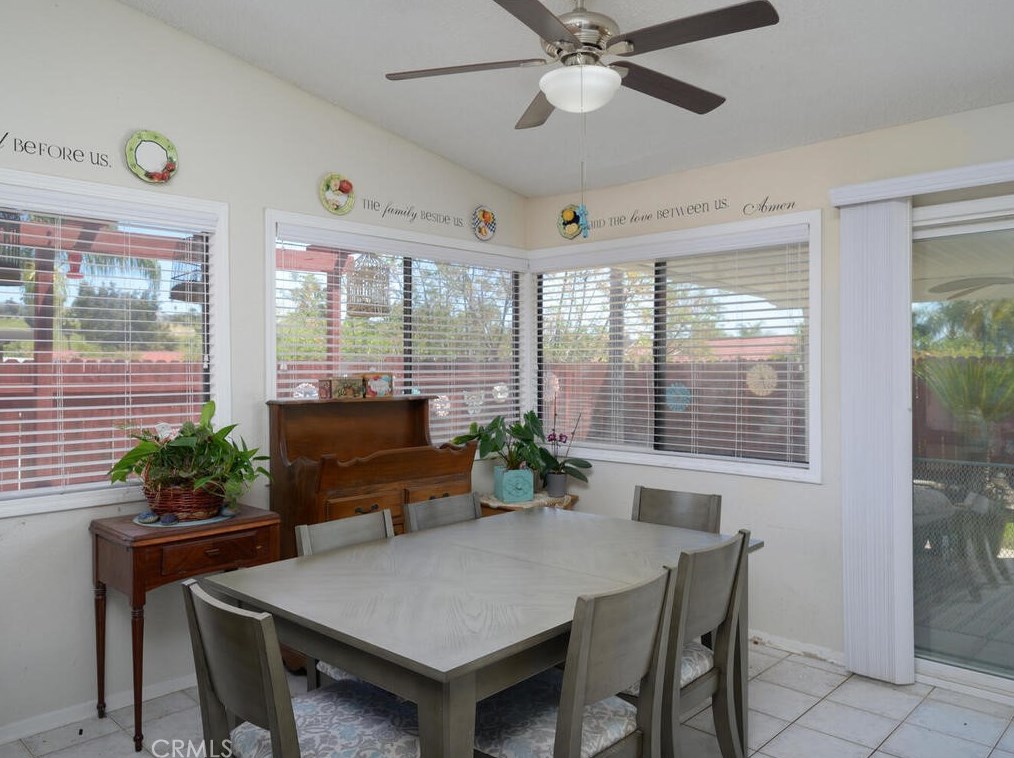 232 Broadway St, Lake Elsinore CA  92530-5122 exterior