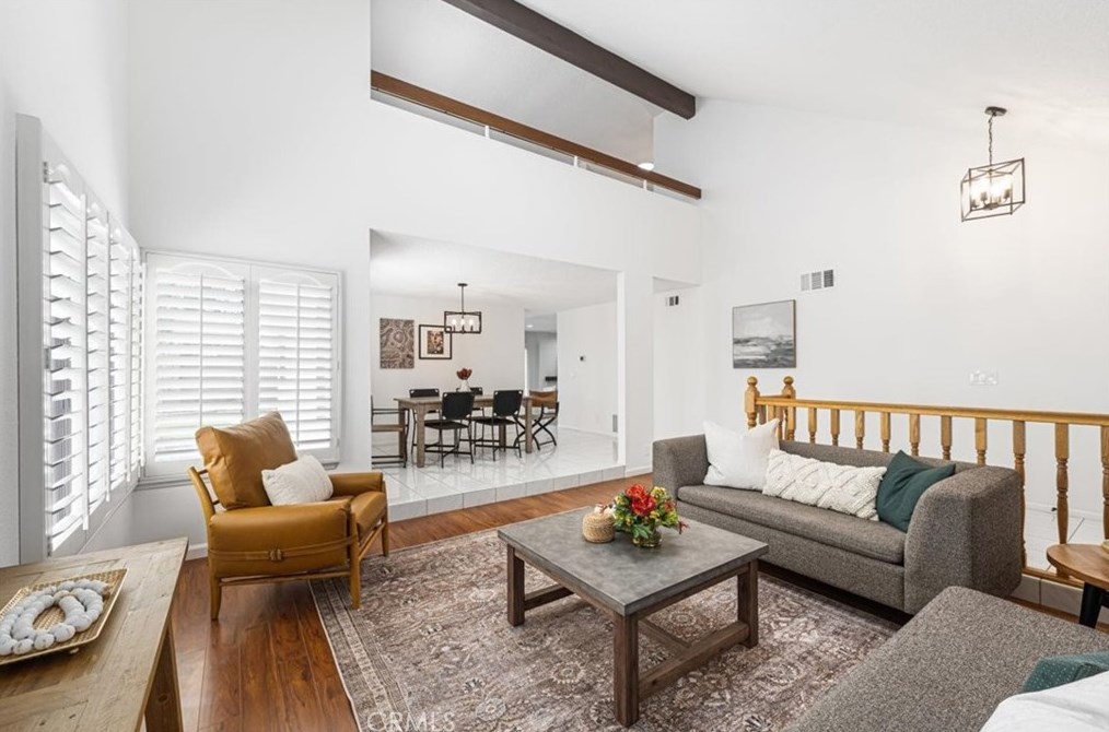 12526 Inglenook Ln, Artesia CA  90703-7837 exterior