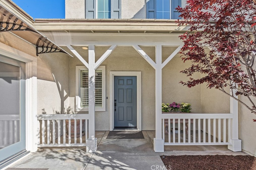 17565 Cedarwood Dr, Riverside CA  92503-7037 exterior