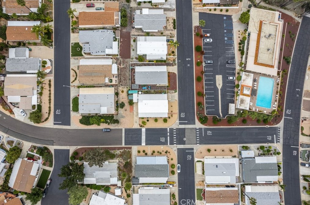 38124 Via Del Largo, Murrieta CA  92563-5687 exterior