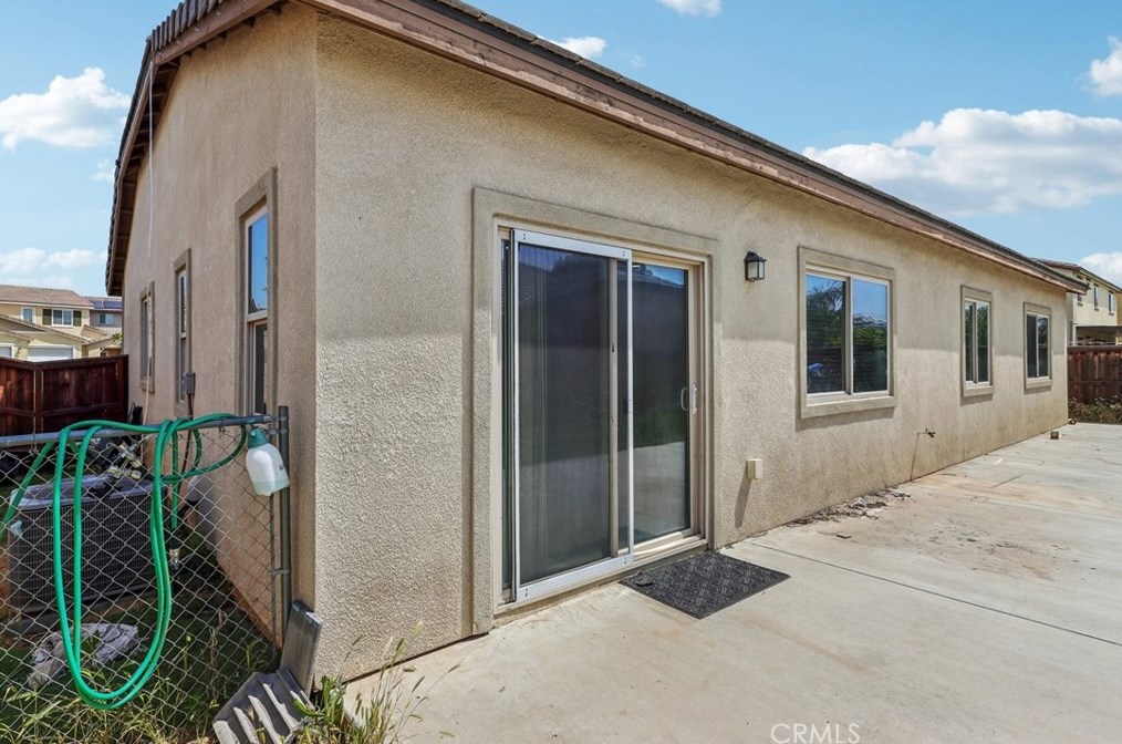 1315 Shamrock Way, Beaumont CA  92223-8460 exterior